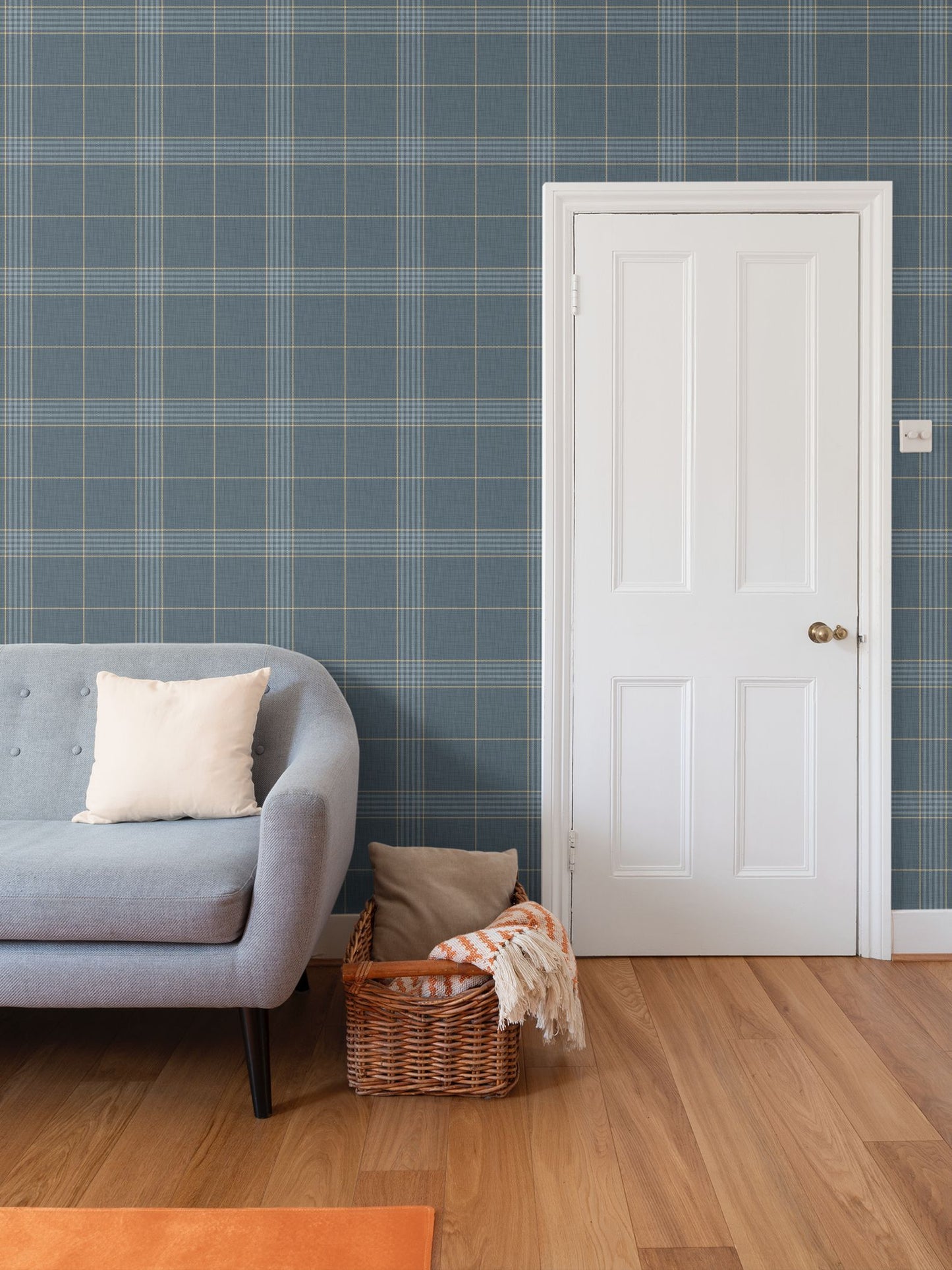 Wallpaper – Hollis Tartan Plaid in Dutch Navy
